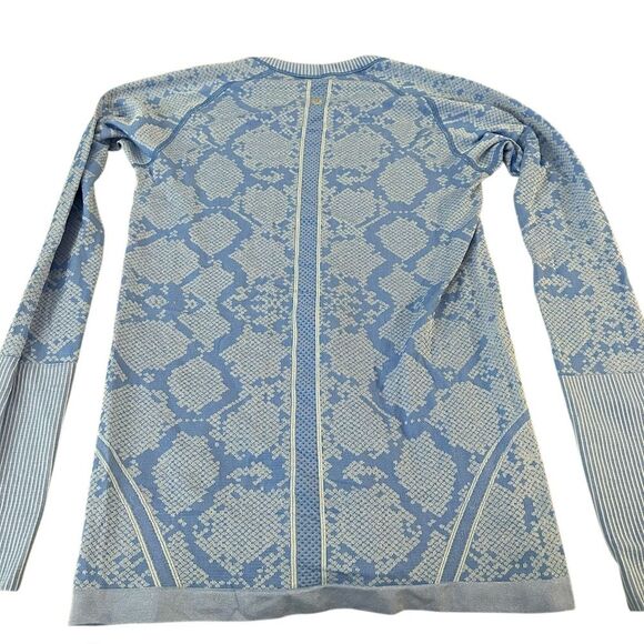 Lululemon Size 8 Swiftly Tech Long Sleeve Bright Blue Scale Print Athletic Rare - Picture 3 of 8